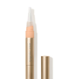 Active Light Undereye Concealer - Darker Yellow #2